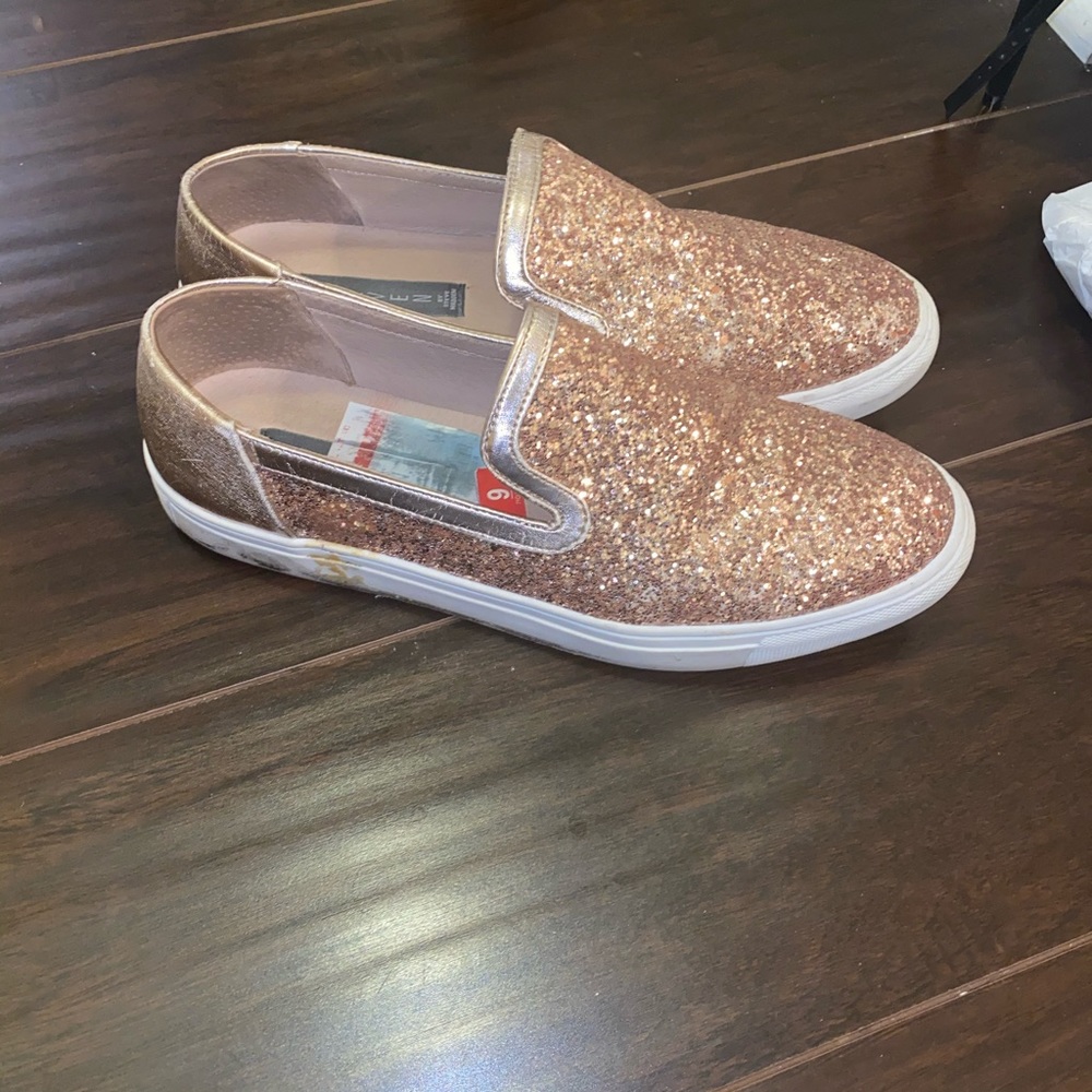 Steve Madden sneakers